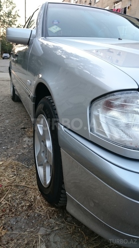 Mercedes C 220 1999, 134,850 km - 2.2 л - Bakı