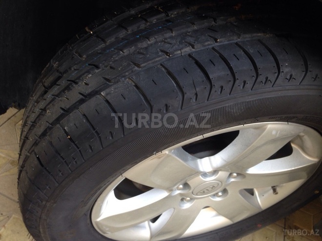Kia Carens 2008, 75,000 km - 2.0 l - Bakı