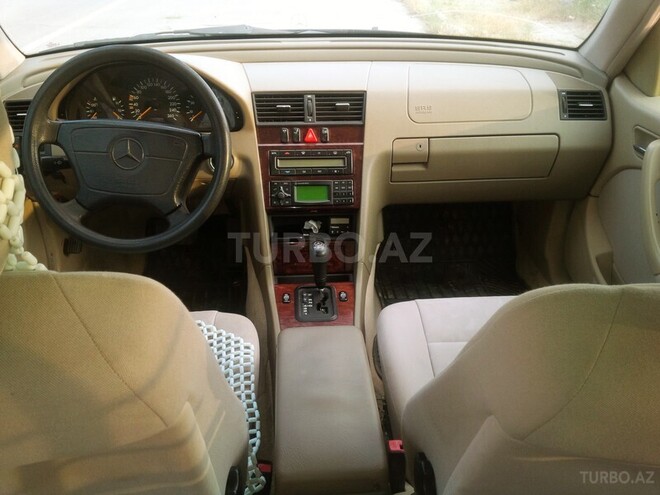 Mercedes C 240 1998, 191,000 km - 2.4 l - Bakı
