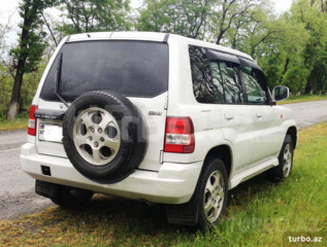 Mitsubishi Pajero io 2000, 197,000 km - 2.0 л - Bakı