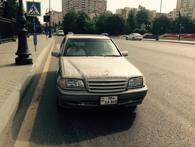 Mercedes C 230 1999, 170,000 km - 2.3 l - Bakı