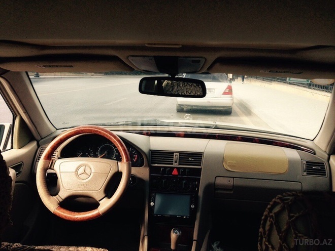 Mercedes C 230 1999, 170,000 km - 2.3 l - Bakı