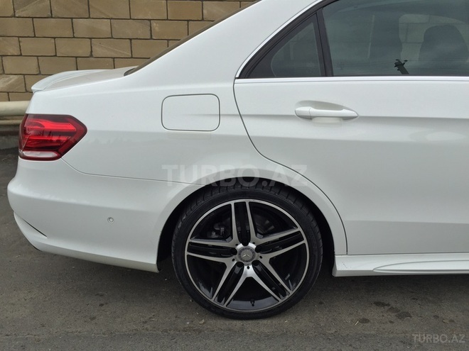 Mercedes E 250 2013, 41,000 km - 2.0 l - Bakı
