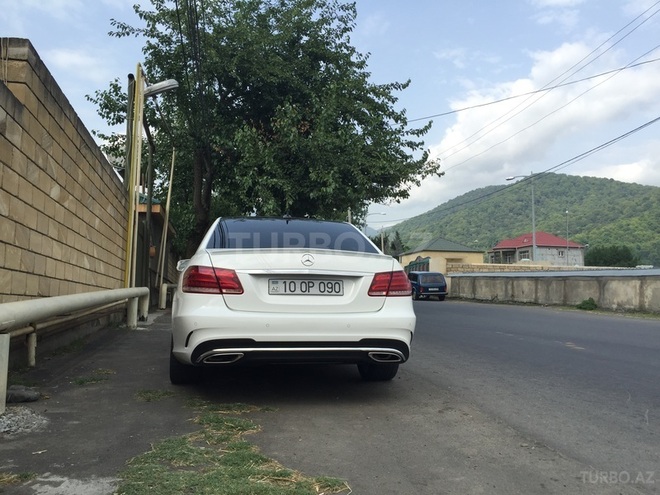 Mercedes E 250 2013, 41,000 km - 2.0 l - Bakı