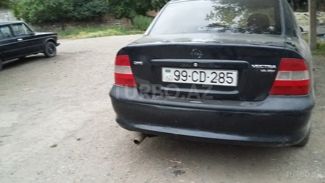 Opel Vectra 1997, 324,000 km - 1.8 l - Bakı