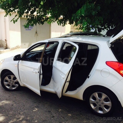 Hyundai i20 2009, 55,000 km - 1.4 л - Bakı