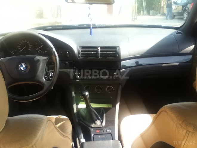 BMW 525 2002, 68,000 km - 2.5 l - Bakı