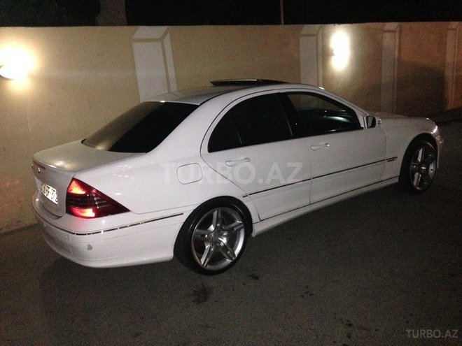 Mercedes C 320 2001, 185,475 km - 3.2 l - Bakı