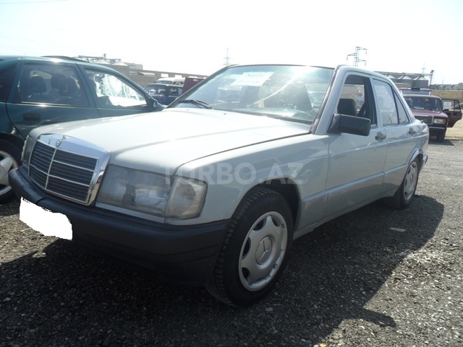 Mercedes 190 1985, 250,000 km - 2.3 л - Bakı