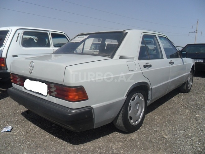 Mercedes 190 1985, 250,000 km - 2.3 л - Bakı
