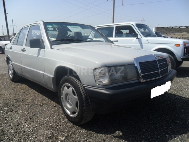Mercedes 190 1985, 250,000 km - 2.3 л - Bakı
