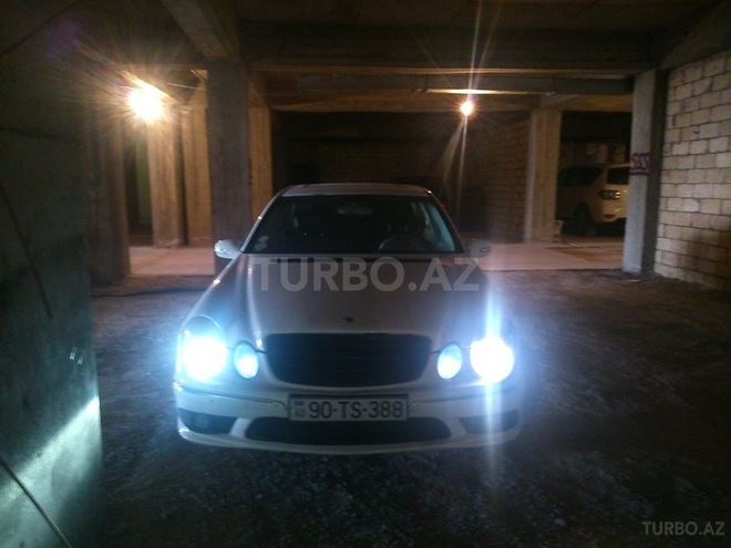 Mercedes E 200 2006, 217,000 km - 0.2 l - Bakı