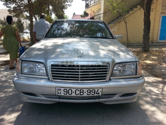 Mercedes C 230 1999, 213,000 km - 2.3 л - Bakı