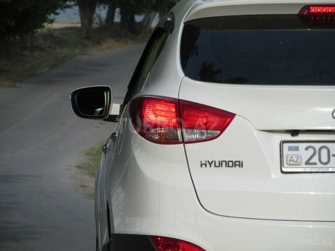 Hyundai ix35 2012, 90,000 km - 2.4 l - Bakı