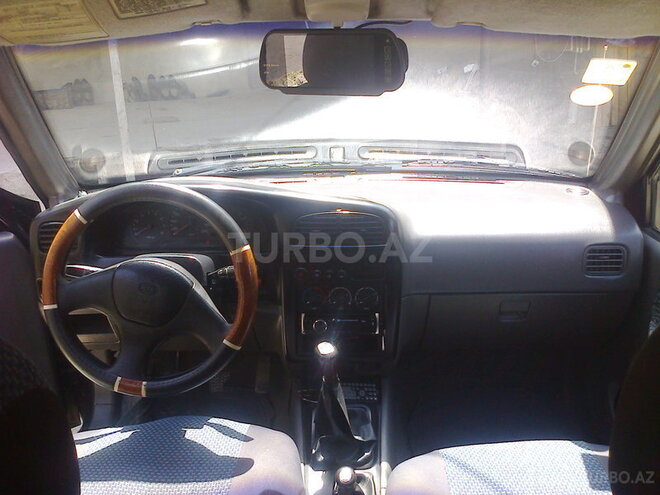Kia Sportage 2000, 305,303 km - 2.0 l - Bakı