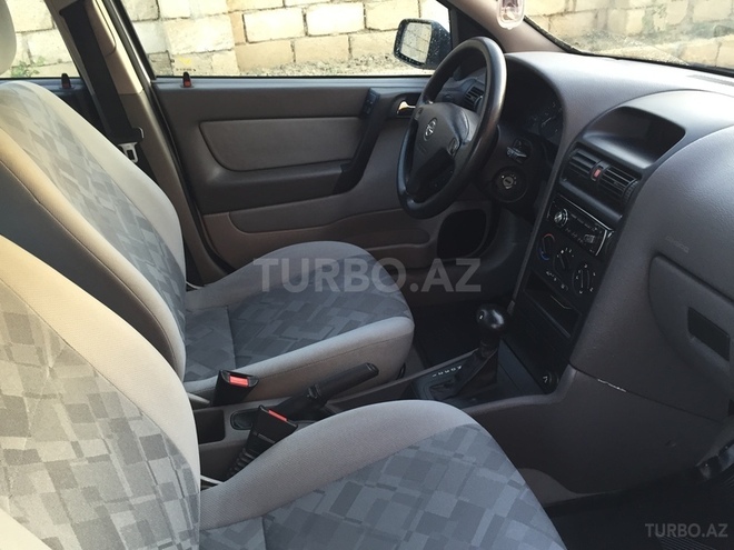 Opel Astra 2001, 140,000 km - 1.8 l - Bakı