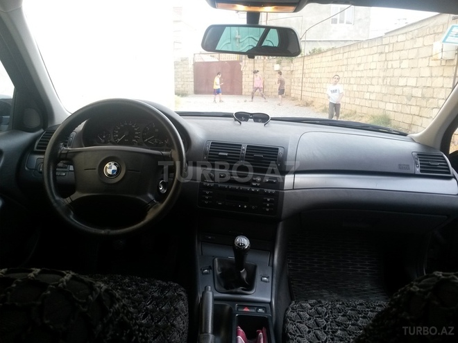 BMW 318 1998, 215,809 km - 1.9 l - Bakı