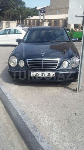 Mercedes E 220 2000, 230,000 km - 2.2 l - Bakı