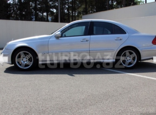 Mercedes E 200 2005, 182,000 km - 0.2 l - Bakı