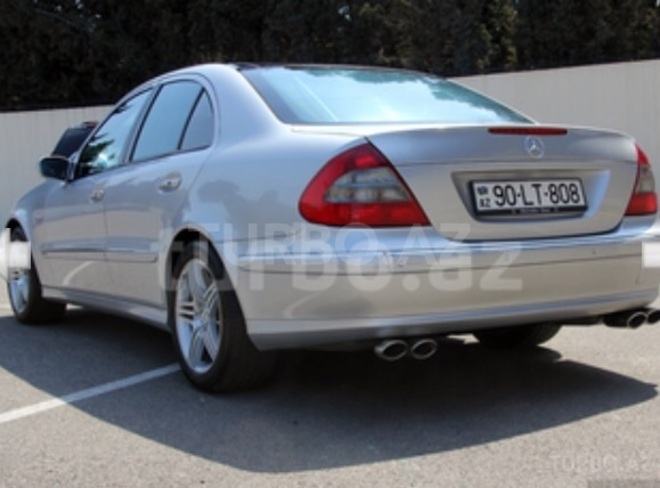 Mercedes E 200 2005, 182,000 km - 0.2 l - Bakı