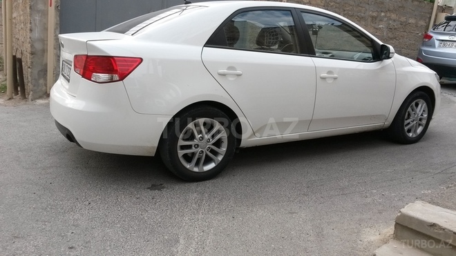 Kia Cerato 2011, 147,000 km - 2.0 l - Bakı