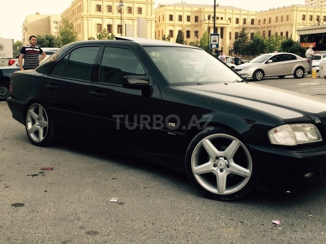 Mercedes C 200 2000, 190,000 km - 0.2 л - Bakı