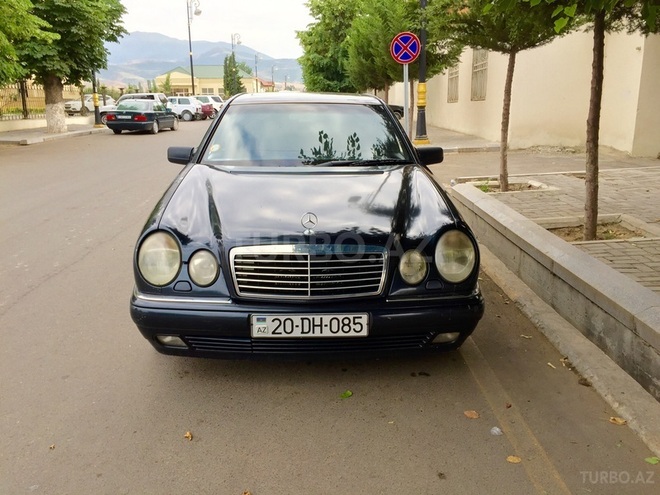 Mercedes E 230 1996, 259,000 km - 2.3 л - Bakı