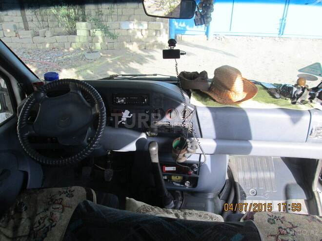Mercedes Sprinter 413 1998, 135,000 km - 2.9 l - Bakı