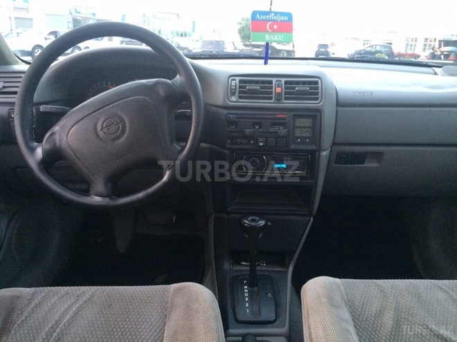 Opel Vectra 1995, 320,000 km - 1.8 l - Bakı
