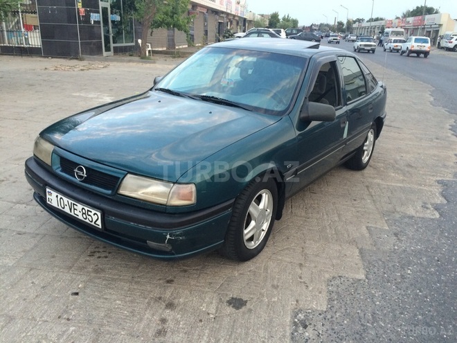 Opel Vectra 1995, 320,000 km - 1.8 l - Bakı
