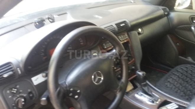 Mercedes C 200 2001, 150,000 km - 0.2 л - Bakı