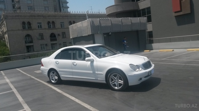 Mercedes C 240 2001, 159,500 km - 2.4 l - Bakı