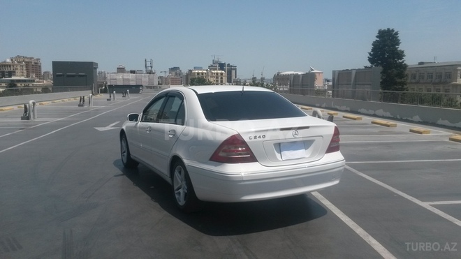 Mercedes C 240 2001, 159,500 km - 2.4 l - Bakı
