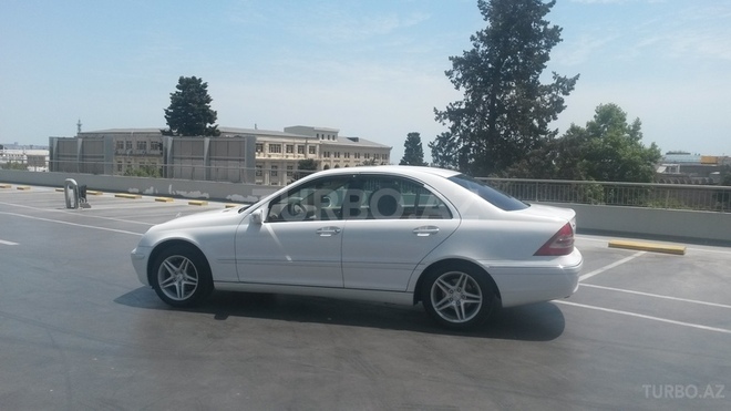 Mercedes C 240 2001, 159,500 km - 2.4 l - Bakı