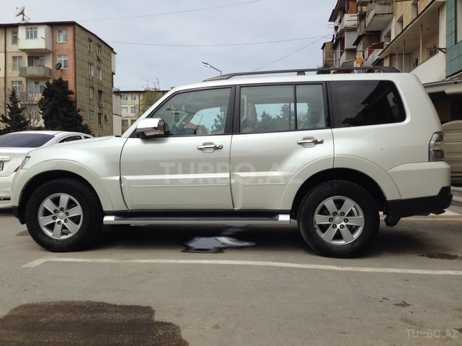 Mitsubishi Pajero 2008, 90,460 km - 3.0 l - Bakı