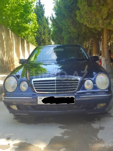 Mercedes E 270 2001, 190,000 km - 2.7 л - Bakı