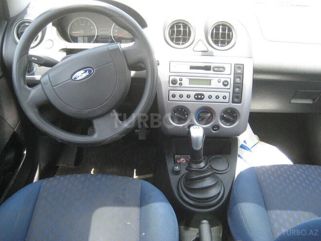 Ford Fiesta 2005, 150,000 km - 1.4 л - Bakı
