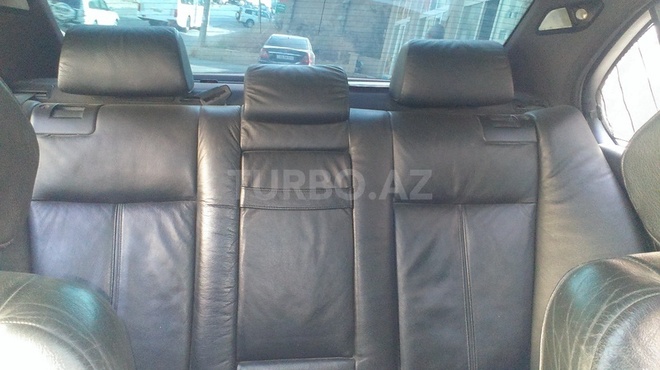 BMW 528 1999, 249,000 km - 2.8 l - Bakı