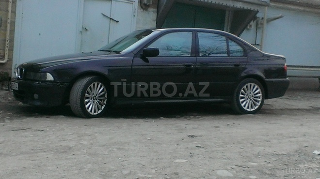 BMW 528 1999, 249,000 km - 2.8 l - Bakı