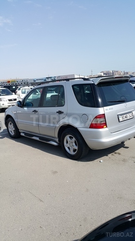 Mercedes ML 320 1998, 200,000 km - 3.2 l - Bakı