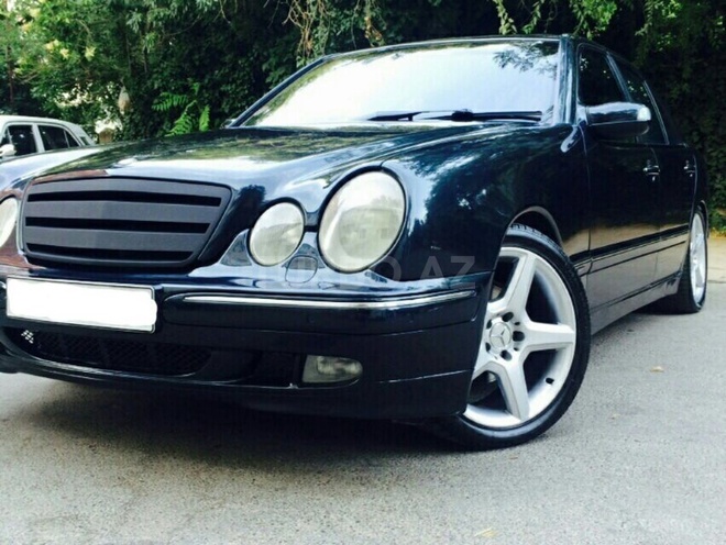 Mercedes E 240 2000, 287,000 km - 2.6 l - Bakı