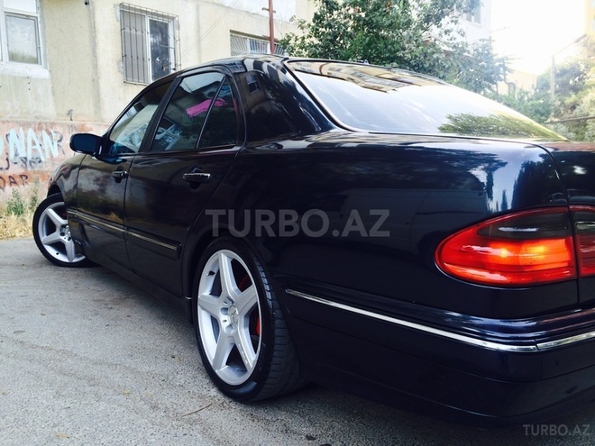 Mercedes E 240 2000, 287,000 km - 2.6 l - Bakı