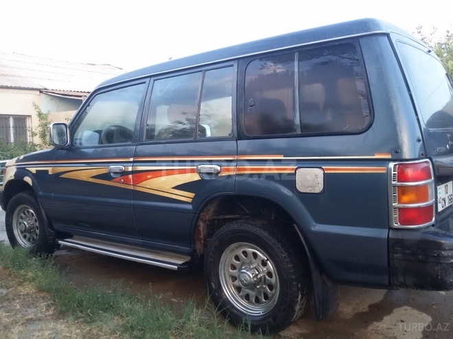 Mitsubishi Pajero 1994, 260,000 km - 2.8 л - Bakı