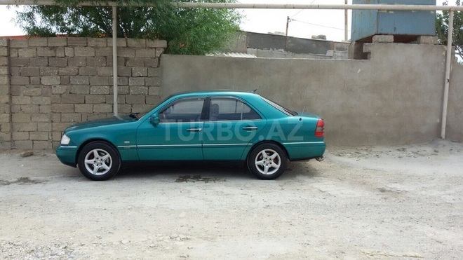 Mercedes C 230 1996, 285,000 km - 2.3 л - Bakı