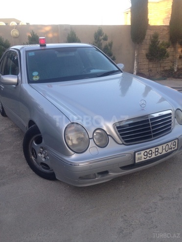 Mercedes E 270 2000, 235,000 km - 2.7 l - Bakı