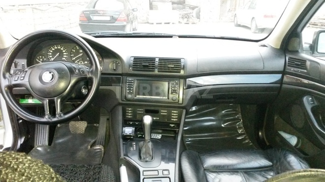 BMW 525 2001, 370,000 km - 2.5 l - Bakı