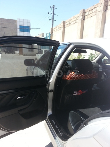 BMW 525 2001, 370,000 km - 2.5 l - Bakı