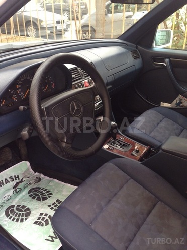 Mercedes C 200 1997, 176,000 km - 2.0 l - Bakı