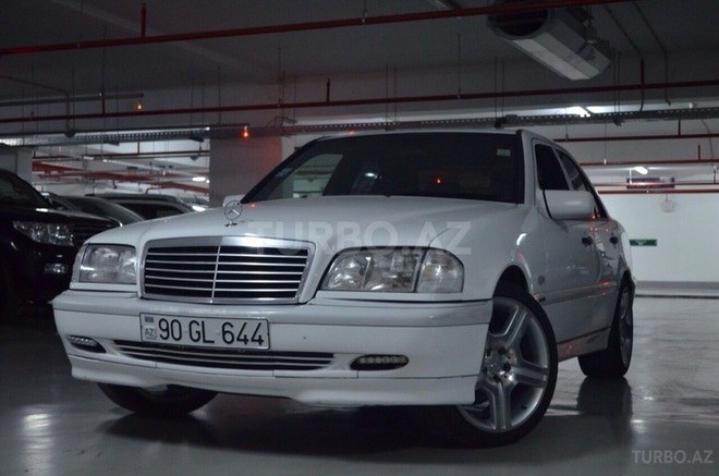 Mercedes C 200 1997, 176,000 km - 2.0 l - Bakı
