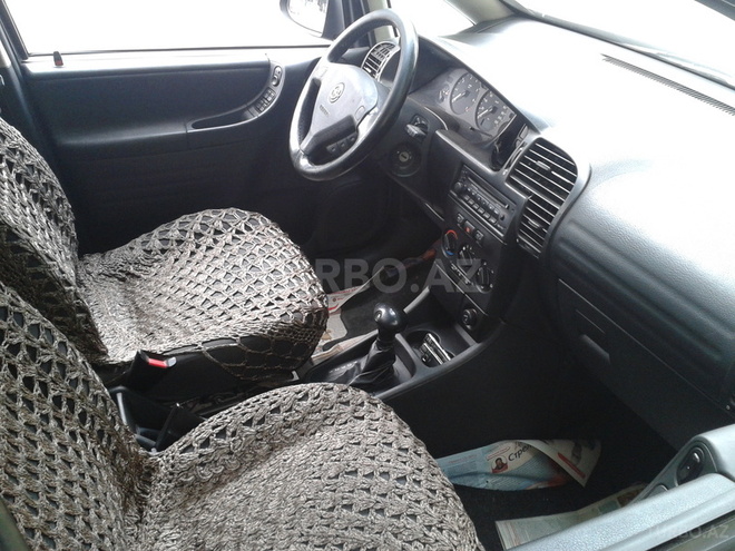 Opel Zafira 2001, 193,000 km - 1.8 l - Bakı